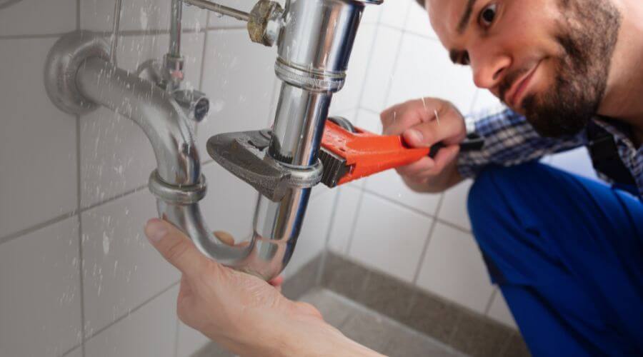 Professional same day plumber services in Farmington, ME